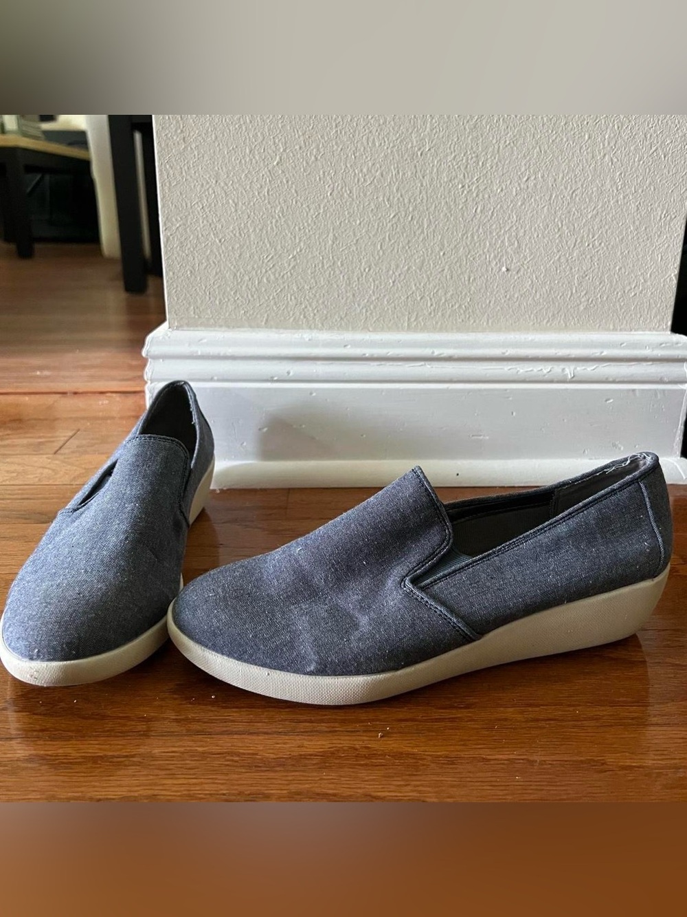 Slip-On Casual Women’s Shoe - Dark Gray